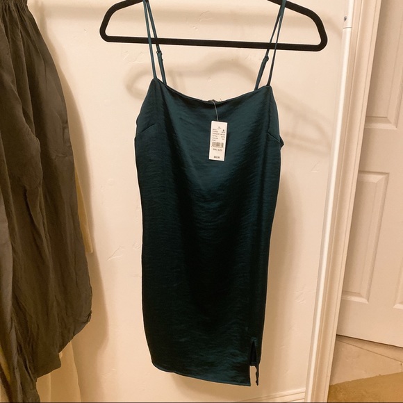 NWT Kendall & Kylie Forest Green Satin Slip Dress - Picture 2 of 5